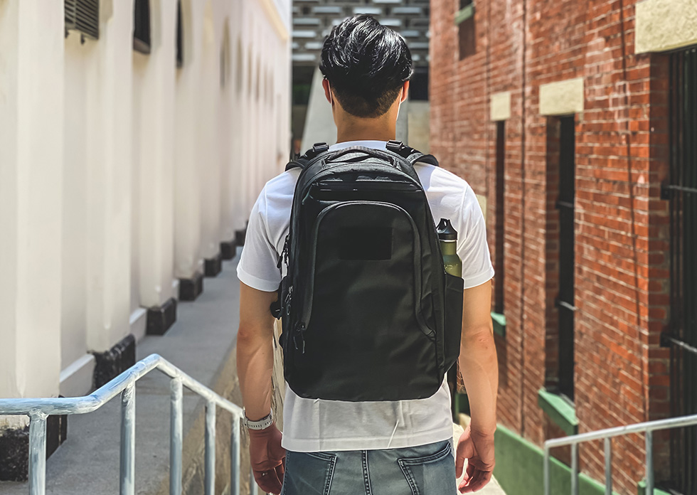 Alpha One Niner x Carryology Stealth Cobra Evade