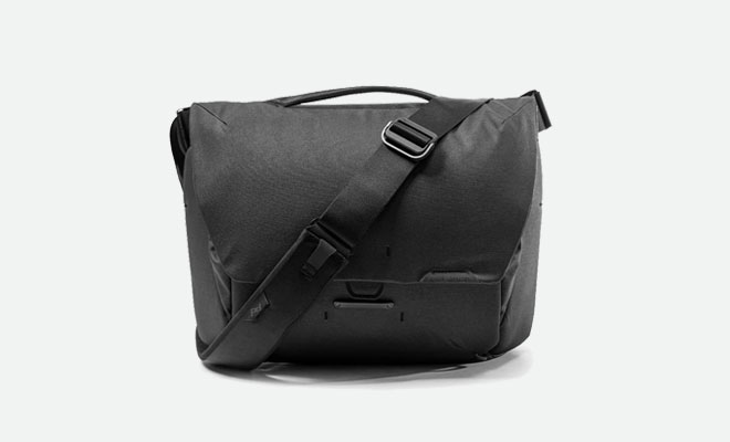 Peak Design Everyday Messenger V2